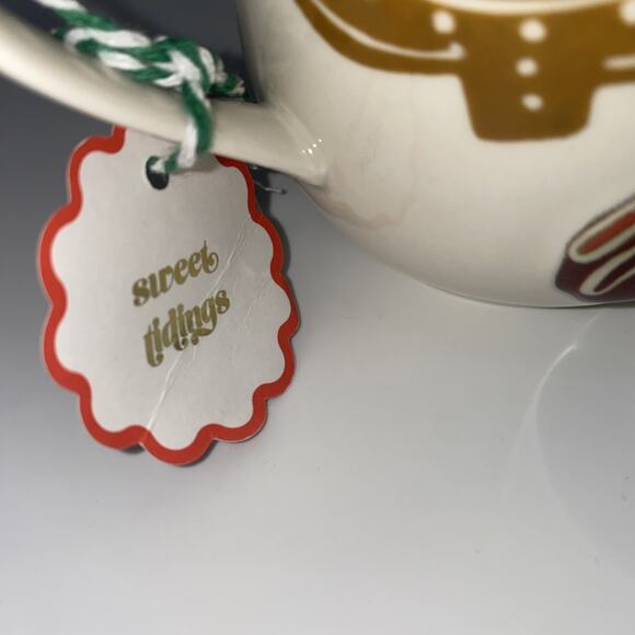 NWT Anthropologie Christmas Holifaye mug emboss candy/monogram initial W, 14.8oz - Picture 4 of 5